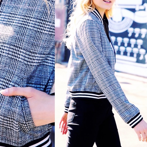 Y2K Plaid Cropped Houndstooth Bomber Jacket - Picture 3 of 10